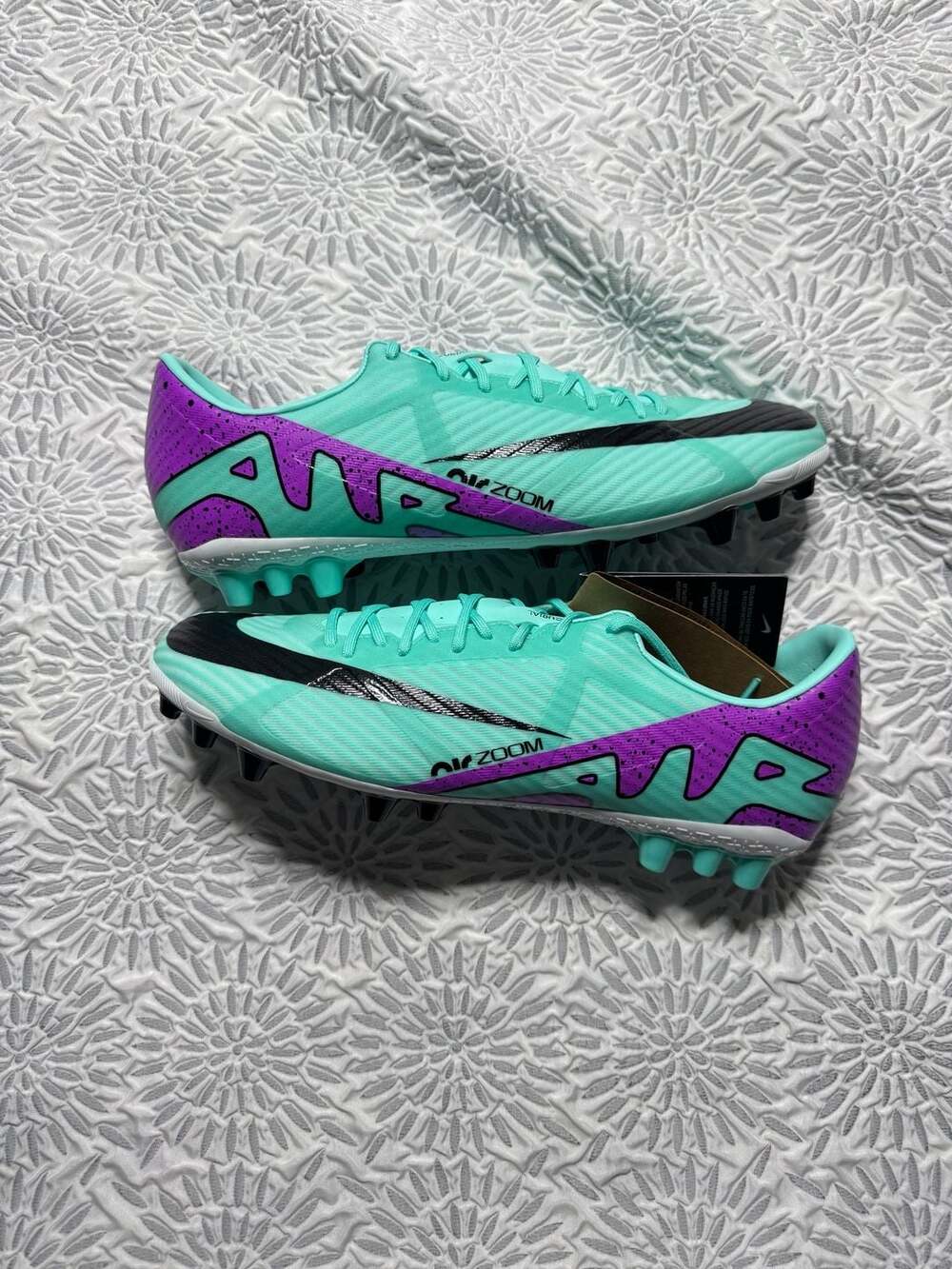Nike Zoom Mercurial Vapor 15 Academy AG Soccer Cleats 10.5 Men’s DJ5630-300